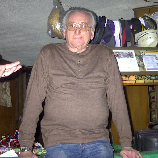 Harold Moore Photo 10