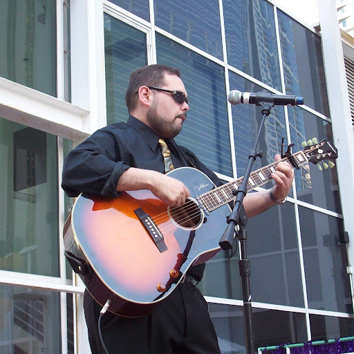 Richard Balderas Photo 20