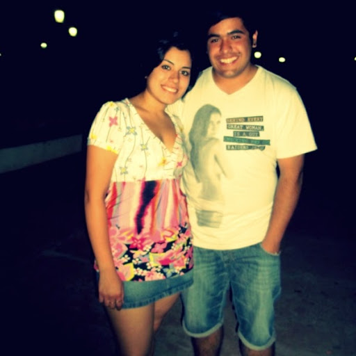 Nestor Guzman Photo 34