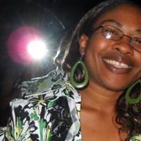 Stephanie Hamilton Photo 11