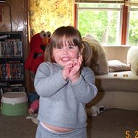 Lisa Derry Photo 8
