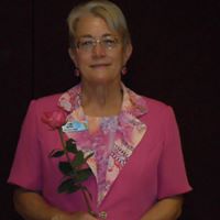 Lori Bates Photo 25