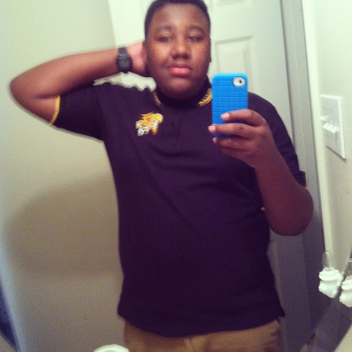 Deandre Smith Photo 13
