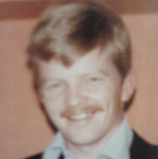 Robert Cruickshank Photo 24