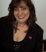 Christine Howe Photo 3