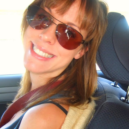 Sarah Travis Photo 22