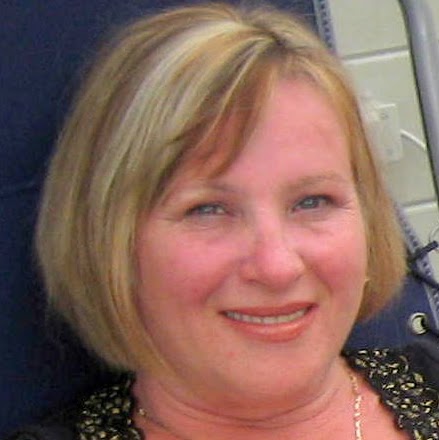 Annette Roe Photo 17