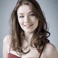 Rachael Oliveira Photo 1