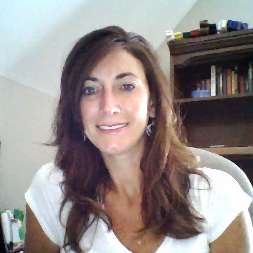 Elizabeth Dillon Photo 42