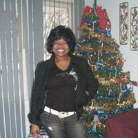 Carla Locke Photo 9