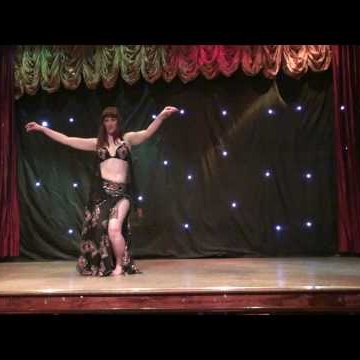 Melanie Little Photo 20