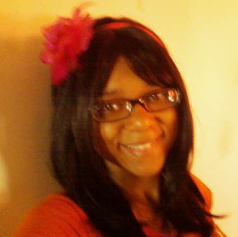 Victoria Garrett Photo 15