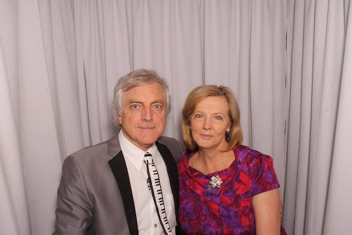 Christine Askew Photo 7