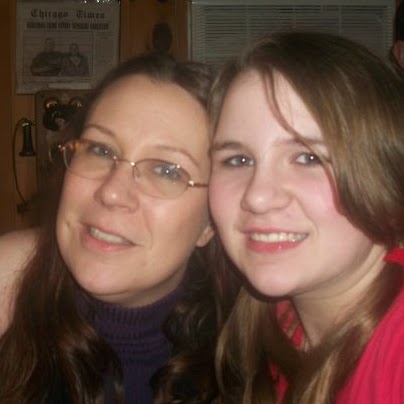 Leah Dutton Photo 7