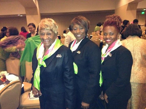 Deidre Robinson Photo 24