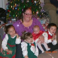 Pamela Mills Photo 31