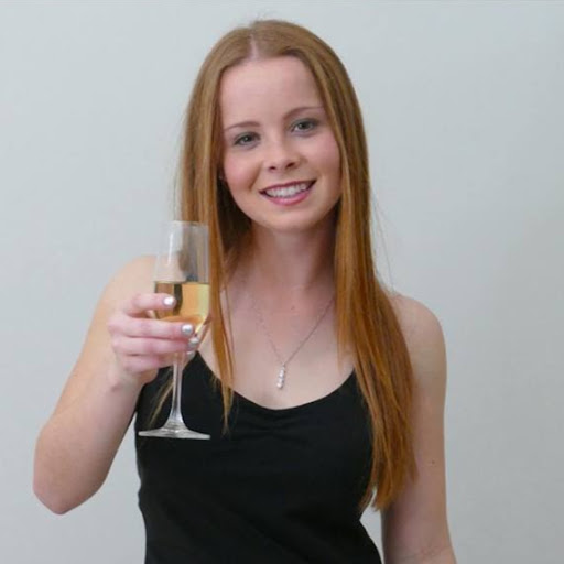 Emma Cameron Photo 22