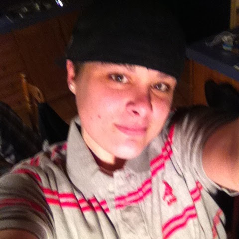 Samantha Colvin Photo 4