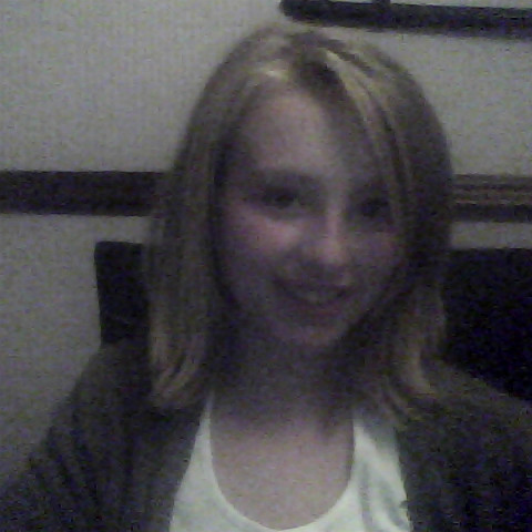 Michaela Poole Photo 16