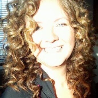 Lora Thompson Photo 24