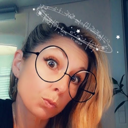 Emma Leon Photo 23