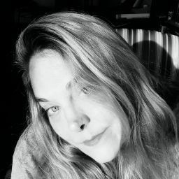 Sarah Keating Photo 5