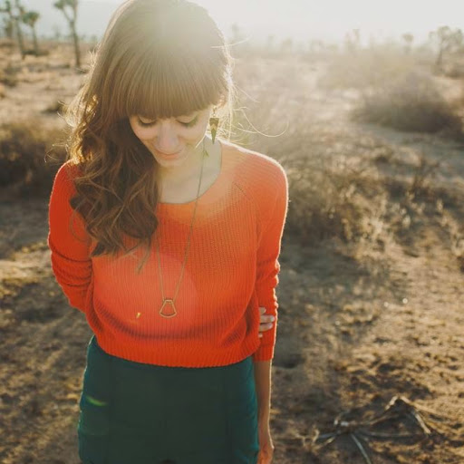 Lindsey Baker Photo 5