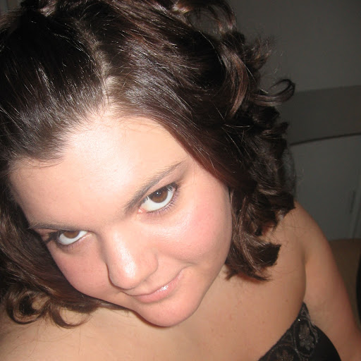 Rachel Ellis Photo 35
