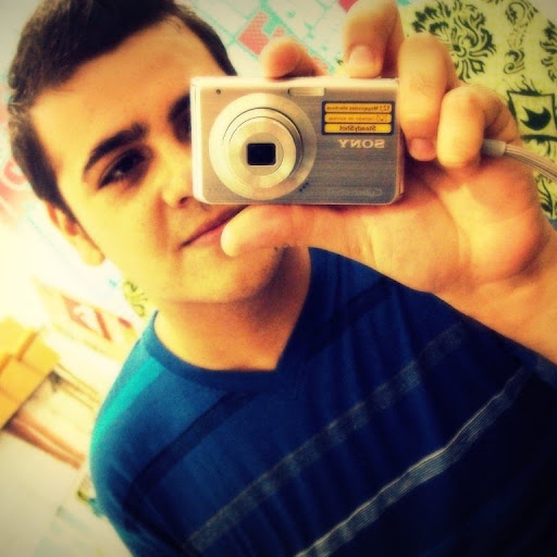 Julio Torres Photo 47