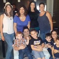 Debbie Fernandez Photo 4