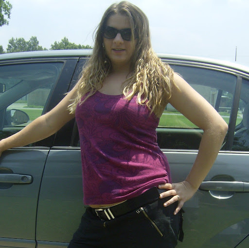 Danielle Glover Photo 6