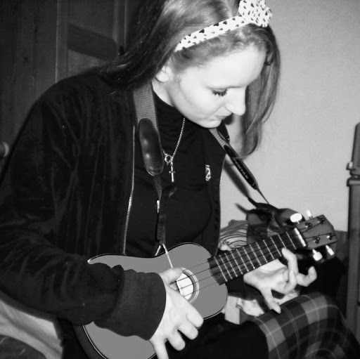 Jessica Knight Photo 39