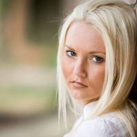 Shellie Martin Photo 5
