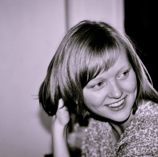 Leigh Wright Photo 12