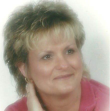 April Newton Photo 18