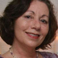 Joan Winters Photo 19