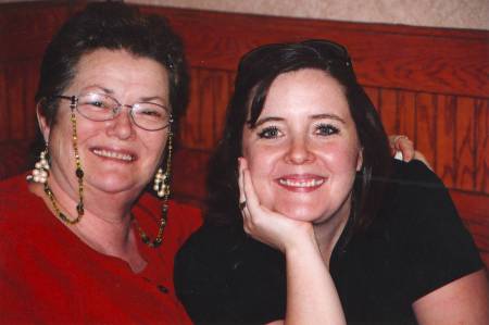 Karen Brewer Photo 26