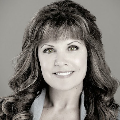 Stacy Miller Photo 11