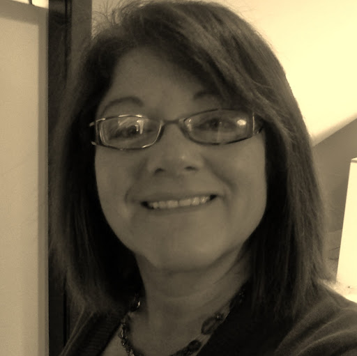 Janet Russell Photo 17