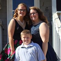 Amy Cochran Photo 30