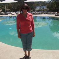 Dianne Simmons Photo 9