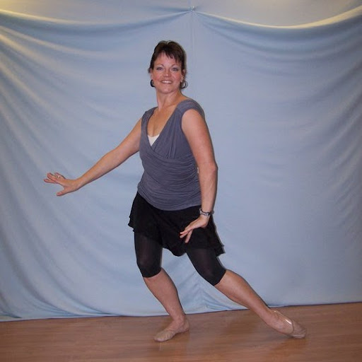 Jennifer Gooding Photo 31