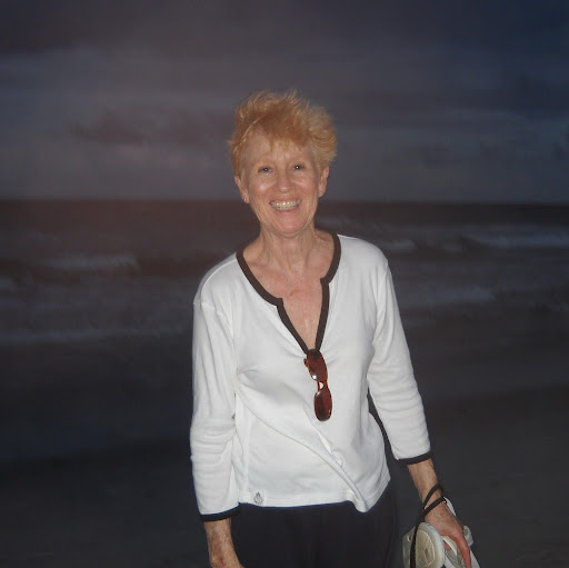 Linda Alexander Photo 20