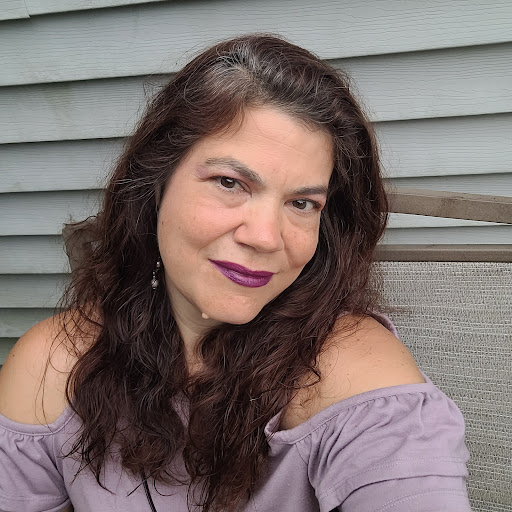 Julie Stern Photo 38