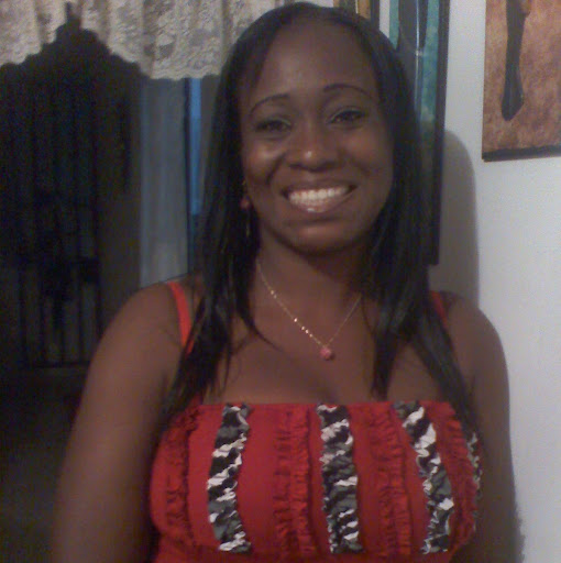 Elizabeth Murillo Photo 4