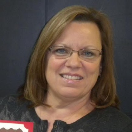 Lori Ryan Photo 7
