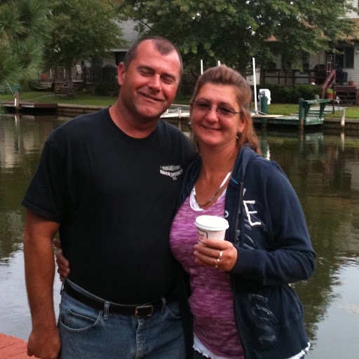 Donna Robinson Photo 18