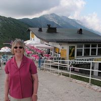 Jennifer Hulse Photo 14