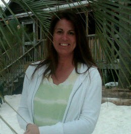Cheri Lowe Photo 16