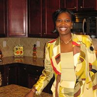 Valerie Henderson Photo 37